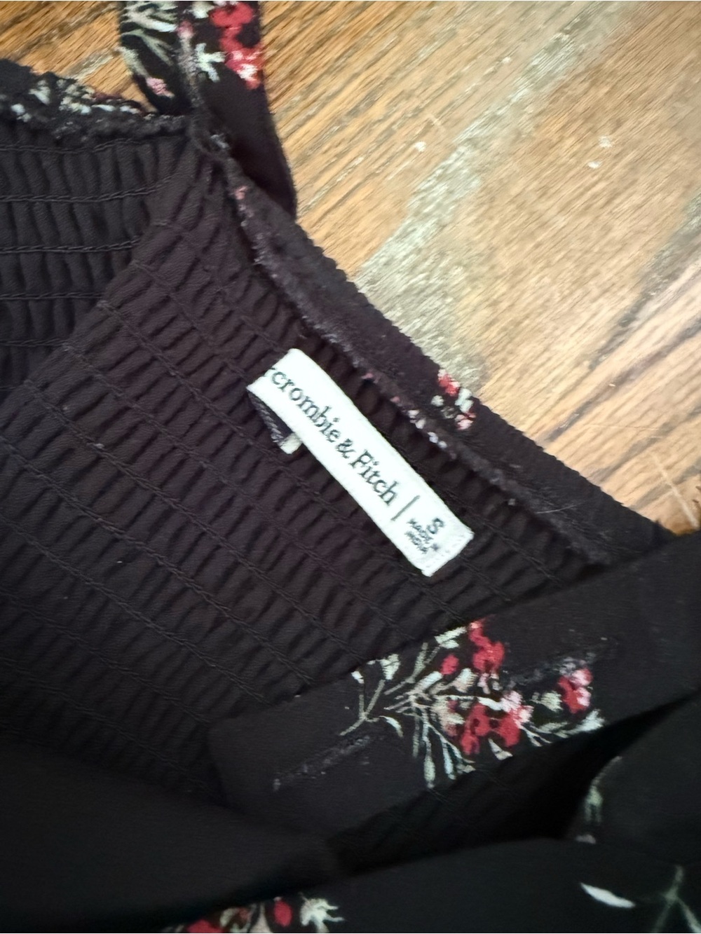 Abercrombie & Fitch Black Floral Crop Top and Skirt Set - Picture 3 of 3